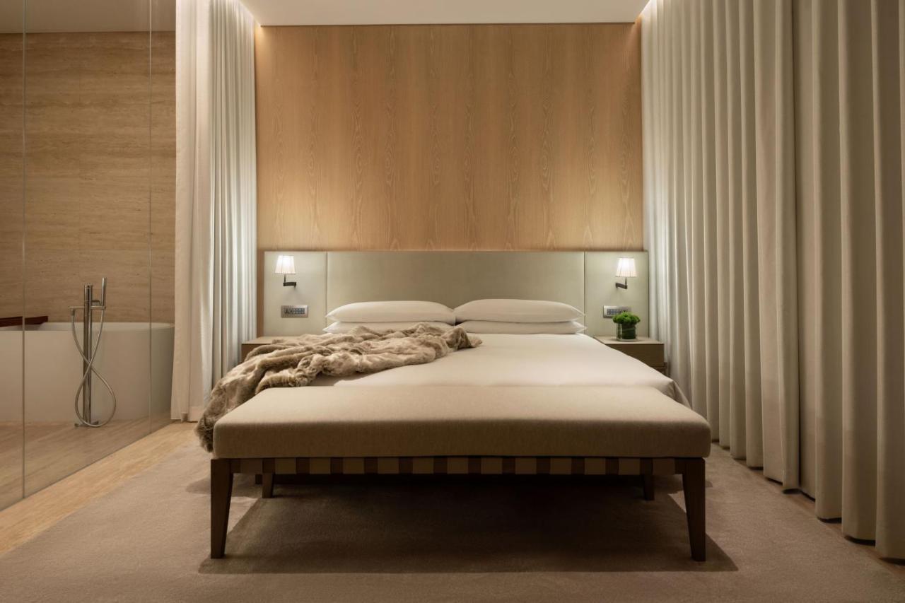 The Dubai Edition Exterior foto A bedroom
